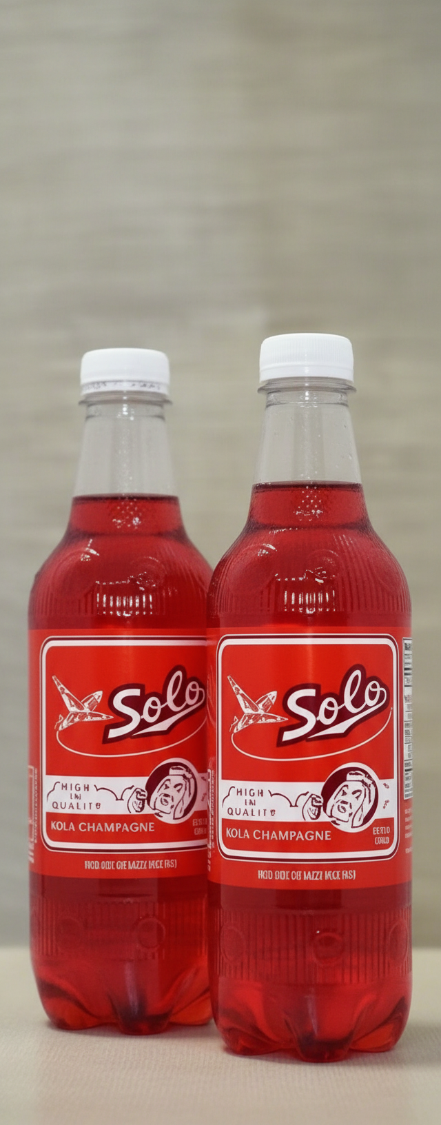 Solo Kola Champagne Drink 20oz